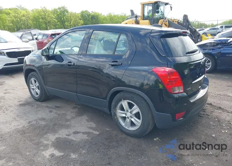 2020 Chevrolet Trax Fwd Ls z USA, uszkodzony, nr VIN 3GNCJKSB8LL226077